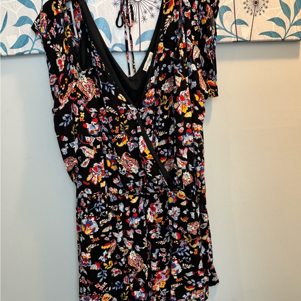 Women’s Black Floral V-Neck Romper Red, Yellow & Blue Accents Plus Size 1x